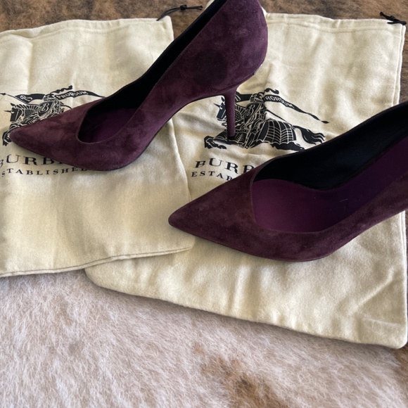 Burberry suede heels - Picture 2 of 5
